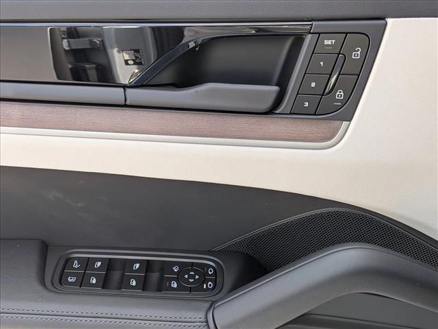 2026 Porsche Cayenne E-Hybrid E-Hybrid