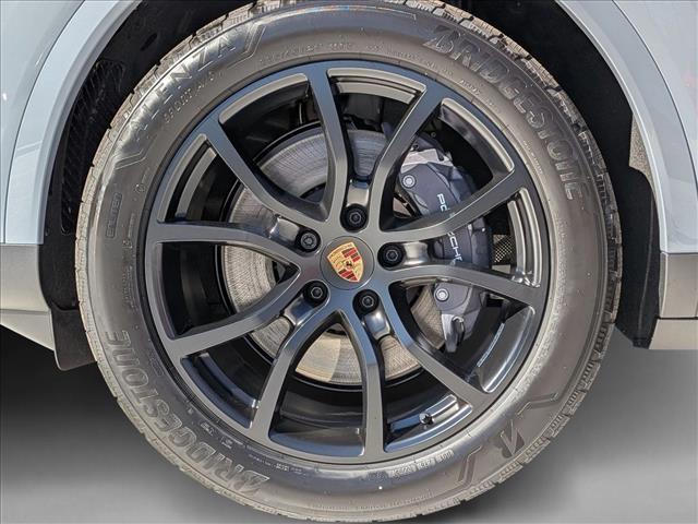 2026 Porsche Cayenne Coupe AWD