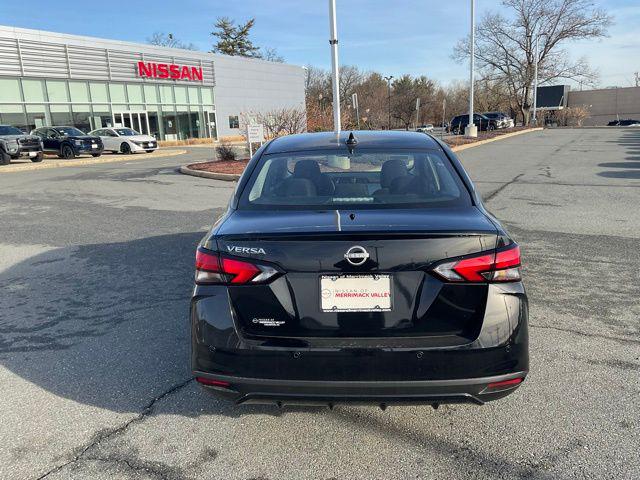 2025 Nissan Versa 1.6 SV