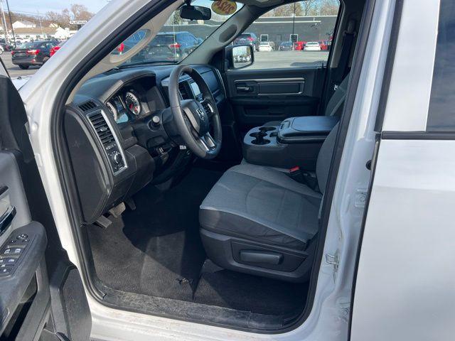 2024 Ram 1500 Classic SLT Quad Cab 4x4 6'4" Box