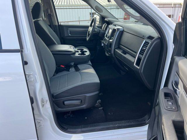 2024 Ram 1500 Classic SLT Quad Cab 4x4 6'4" Box