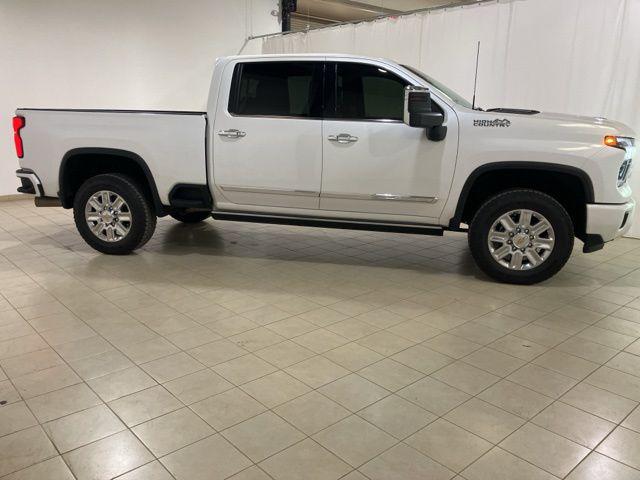 2024 Chevrolet Silverado 3500HD High Country