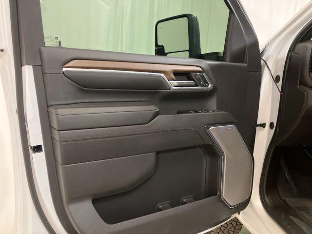 2024 Chevrolet Silverado 3500HD High Country
