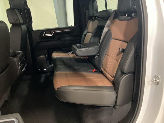 2024 Chevrolet Silverado 3500HD High Country
