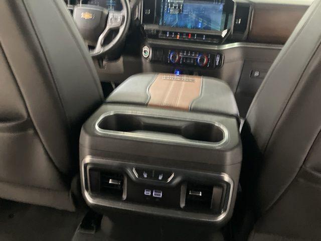 2024 Chevrolet Silverado 3500HD High Country