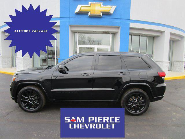 2017 Jeep Grand Cherokee Altitude 4x4 for sale in Daleville, IN
