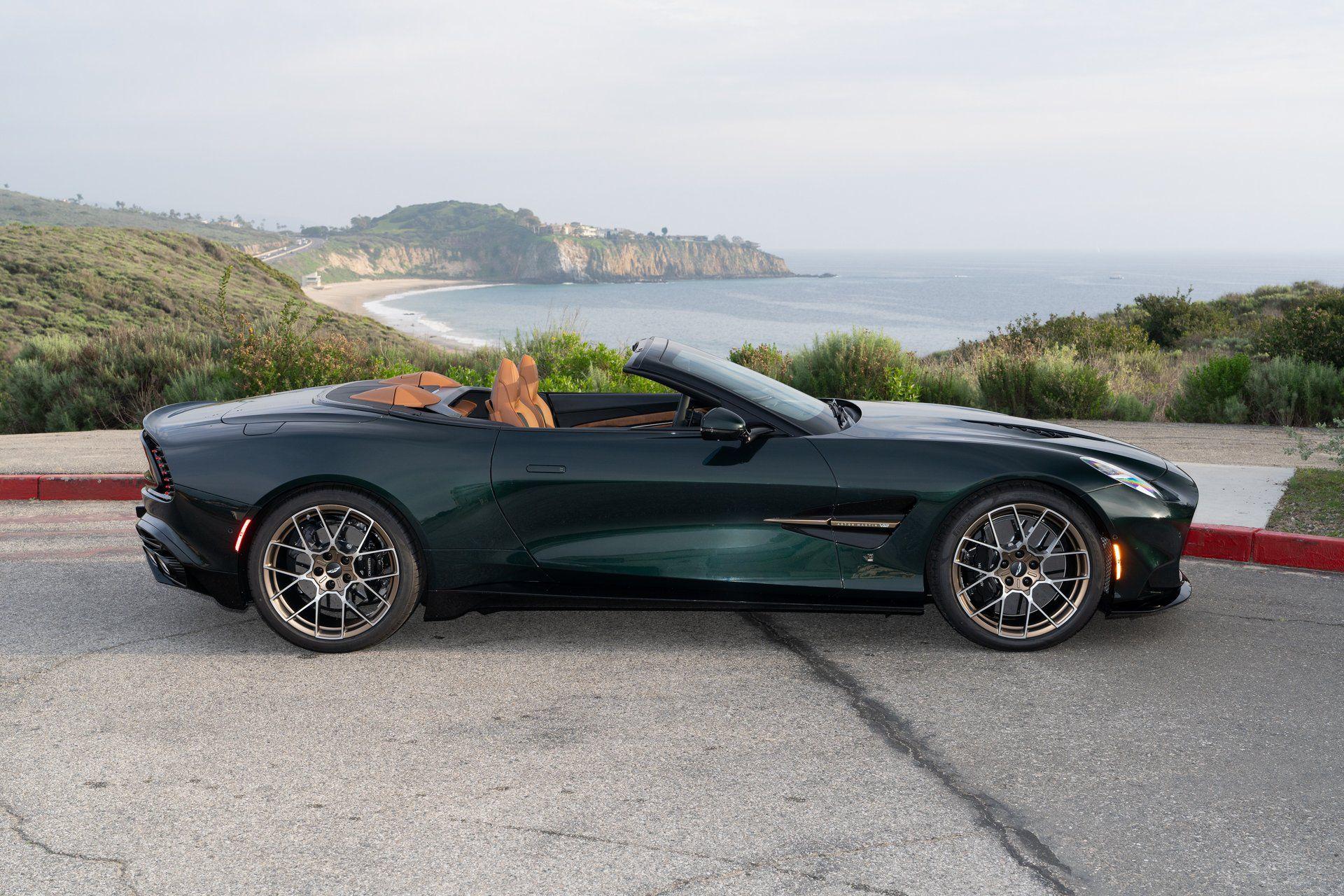 Aston Martin 2026 Vanquish Volante