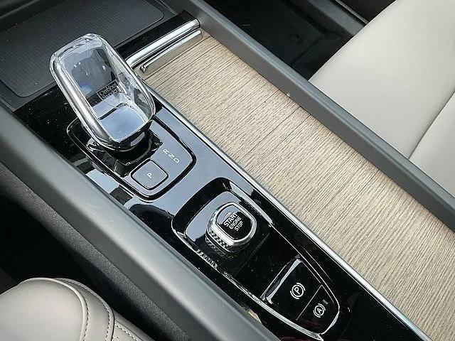 2026 Volvo XC60 Plug-In Hybrid Plus, T8 AWD Electric/Gasoline, Dark