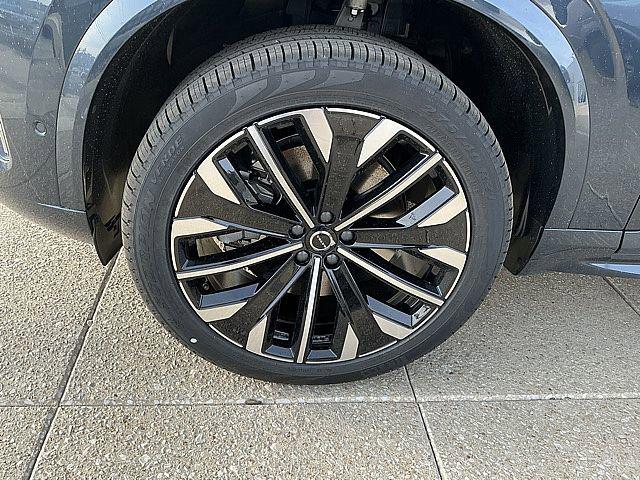 2026 Volvo XC90 Plug-In Hybrid Plus, T8 AWD, Electric/Gasoline, Bright, 7 Seats