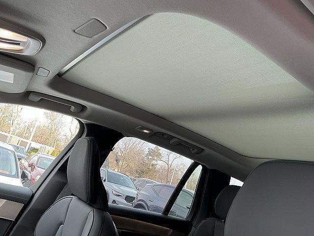 2026 Volvo XC90 Plug-In Hybrid Plus, T8 AWD, Electric/Gasoline, Bright, 7 Seats