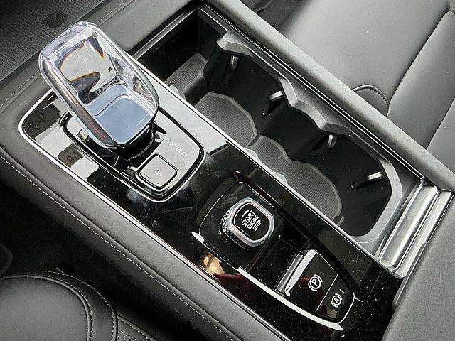 2026 Volvo XC90 Plug-In Hybrid Plus, T8 AWD, Electric/Gasoline, Bright, 7 Seats