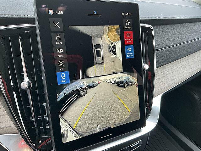 2026 Volvo XC90 Plug-In Hybrid Plus, T8 AWD, Electric/Gasoline, Bright, 7 Seats