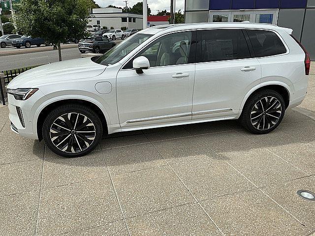 2026 Volvo XC90 Plug-In Hybrid Ultra, T8 AWD, Electric/Gasoline, Bright, 7 Seats