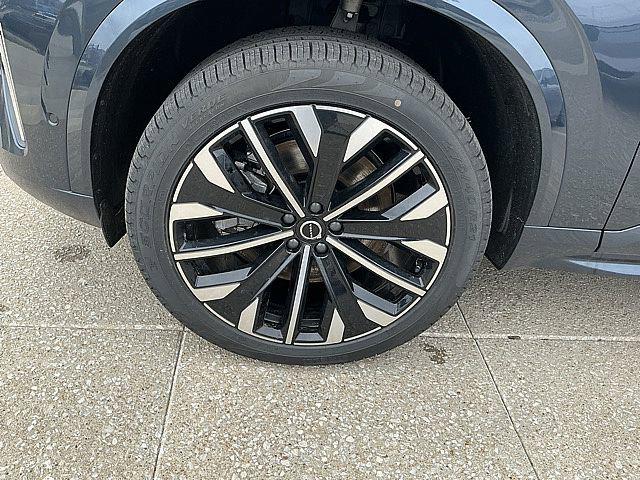 2026 Volvo XC90 Plug-In Hybrid Plus, T8 AWD, Electric/Gasoline, Bright, 7 Seats