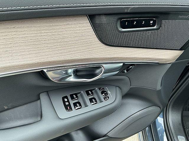 2026 Volvo XC90 Plug-In Hybrid Plus, T8 AWD, Electric/Gasoline, Bright, 7 Seats