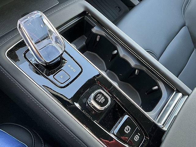 2026 Volvo XC90 Plug-In Hybrid Plus, T8 AWD, Electric/Gasoline, Bright, 7 Seats