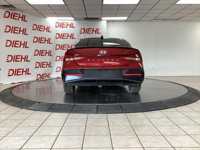 2026 Hyundai Elantra SEL Sport Premium