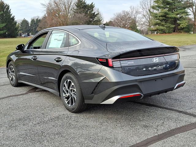 2026 Hyundai Sonata Hybrid Blue