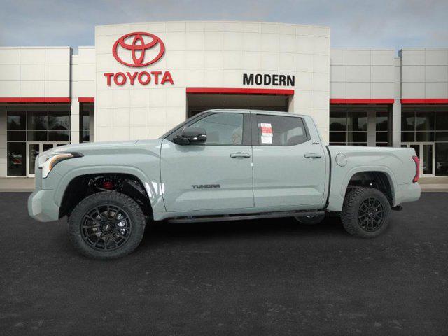 2026 Toyota Tundra SR5 CrewMax 5.5' Bed