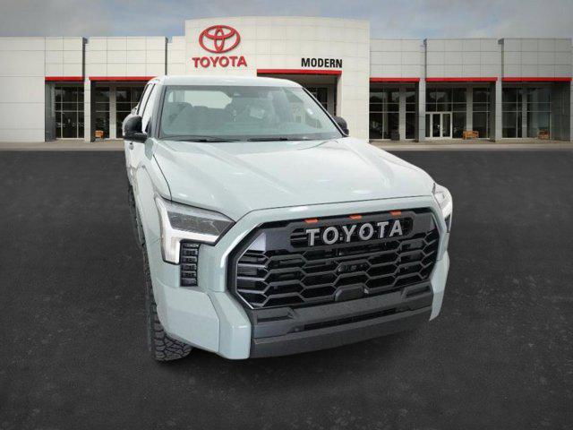 2026 Toyota Tundra SR5 CrewMax 5.5' Bed