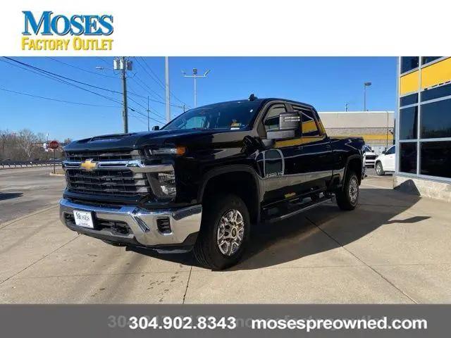 2024 Chevrolet Silverado 2500HD 4WD Crew Cab Standard Bed LT for sale in Hurricane, WV