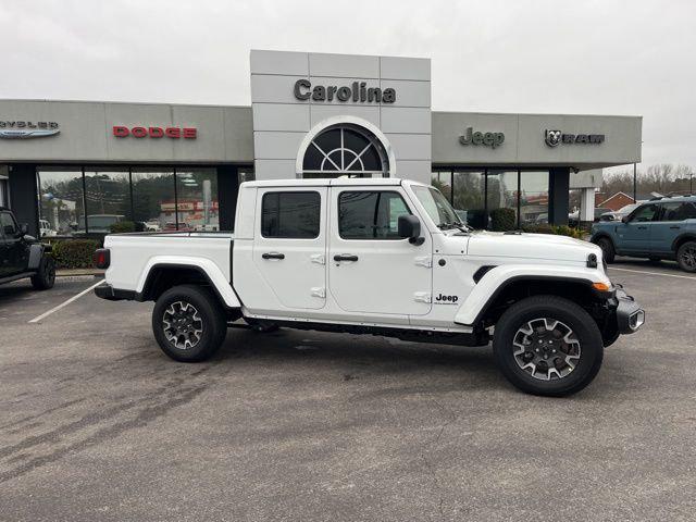 2026 Jeep Gladiator GLADIATOR SAHARA 4X4
