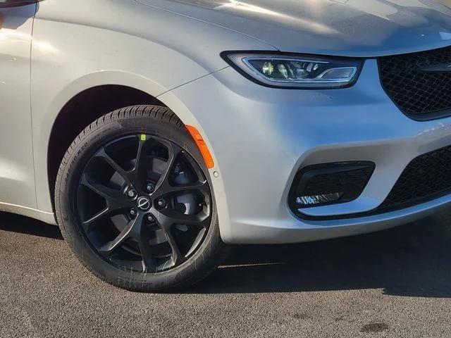2026 Chrysler Pacifica PACIFICA SELECT AWD 2026 Chrysler Pacifica PACIFICA SELECT AWD