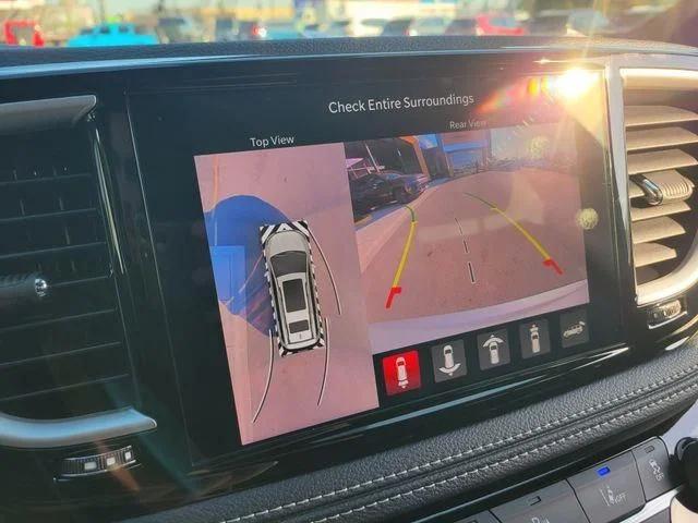 2026 Chrysler Pacifica Select AWD