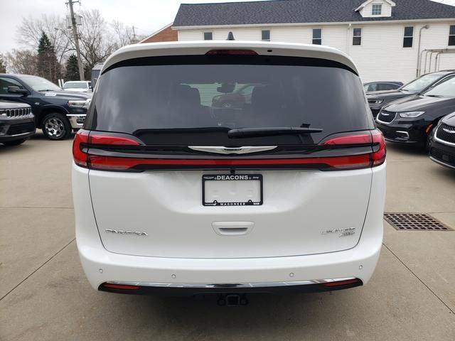 2026 Chrysler Pacifica Limited AWD