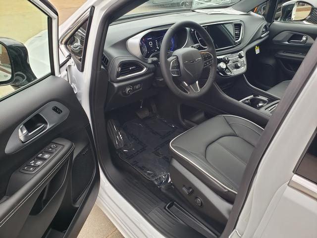 2026 Chrysler Pacifica Limited AWD