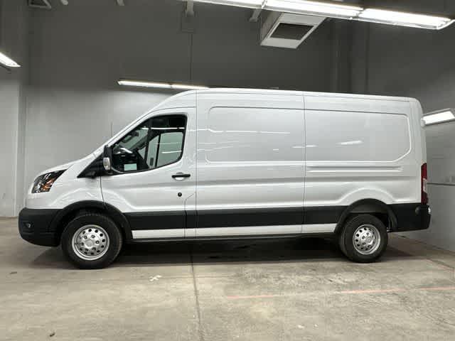 2026 Ford Transit Cargo Van T-250 148 Med Rf 9150 GVWR AWD