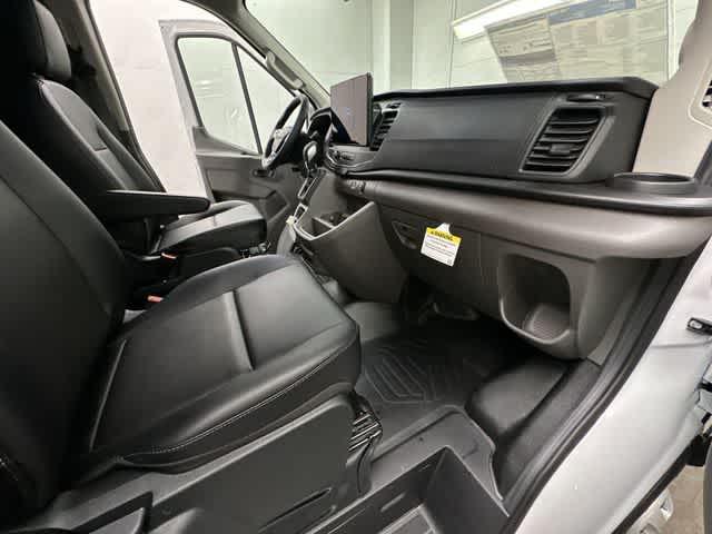 2026 Ford Transit Cargo Van T-250 148 Med Rf 9150 GVWR AWD