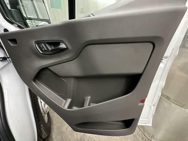 2026 Ford Transit Cargo Van T-250 148 Med Rf 9150 GVWR AWD