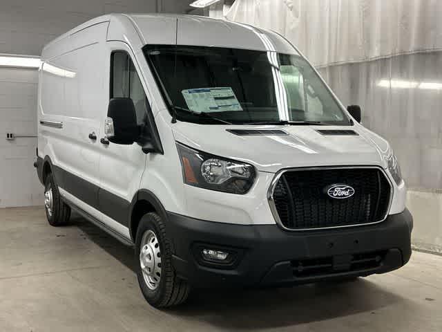 2026 Ford Transit Cargo Van T-250 148 Med Rf 9150 GVWR AWD