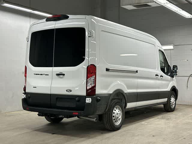 2026 Ford Transit Cargo Van T-250 148 Med Rf 9150 GVWR AWD