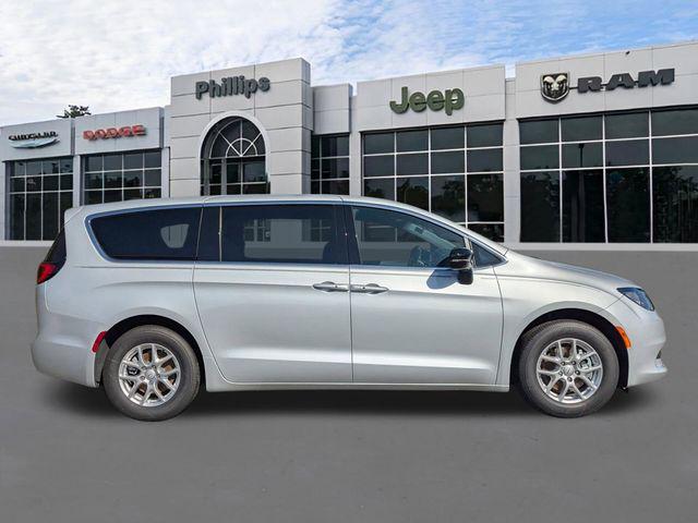 2026 Chrysler Voyager VOYAGER LX 2026 Chrysler Voyager VOYAGER LX