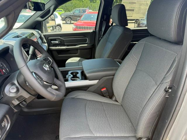 2026 Ram 2500 Big Horn Crew Cab 4x4 6'4" Box