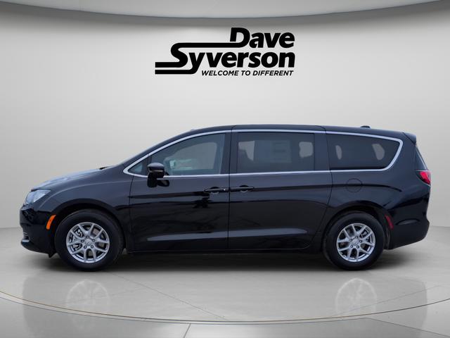 2026 Chrysler Voyager VOYAGER LX