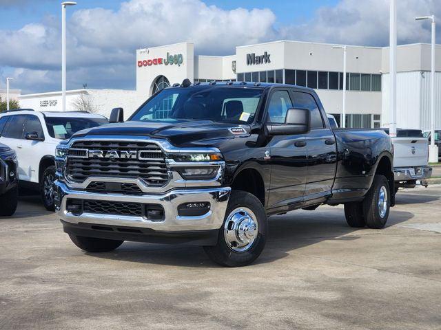 2026 RAM Ram 3500 RAM 3500 TRADESMAN CREW CAB 4X4 8 BOX