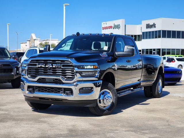 2026 RAM Ram 3500 RAM 3500 TRADESMAN CREW CAB 4X4 8 BOX