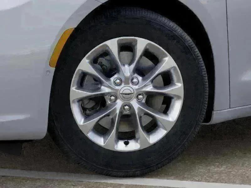 New 2026 Bright White Clear-Coat Exterior Paint Chrysler Select image 8