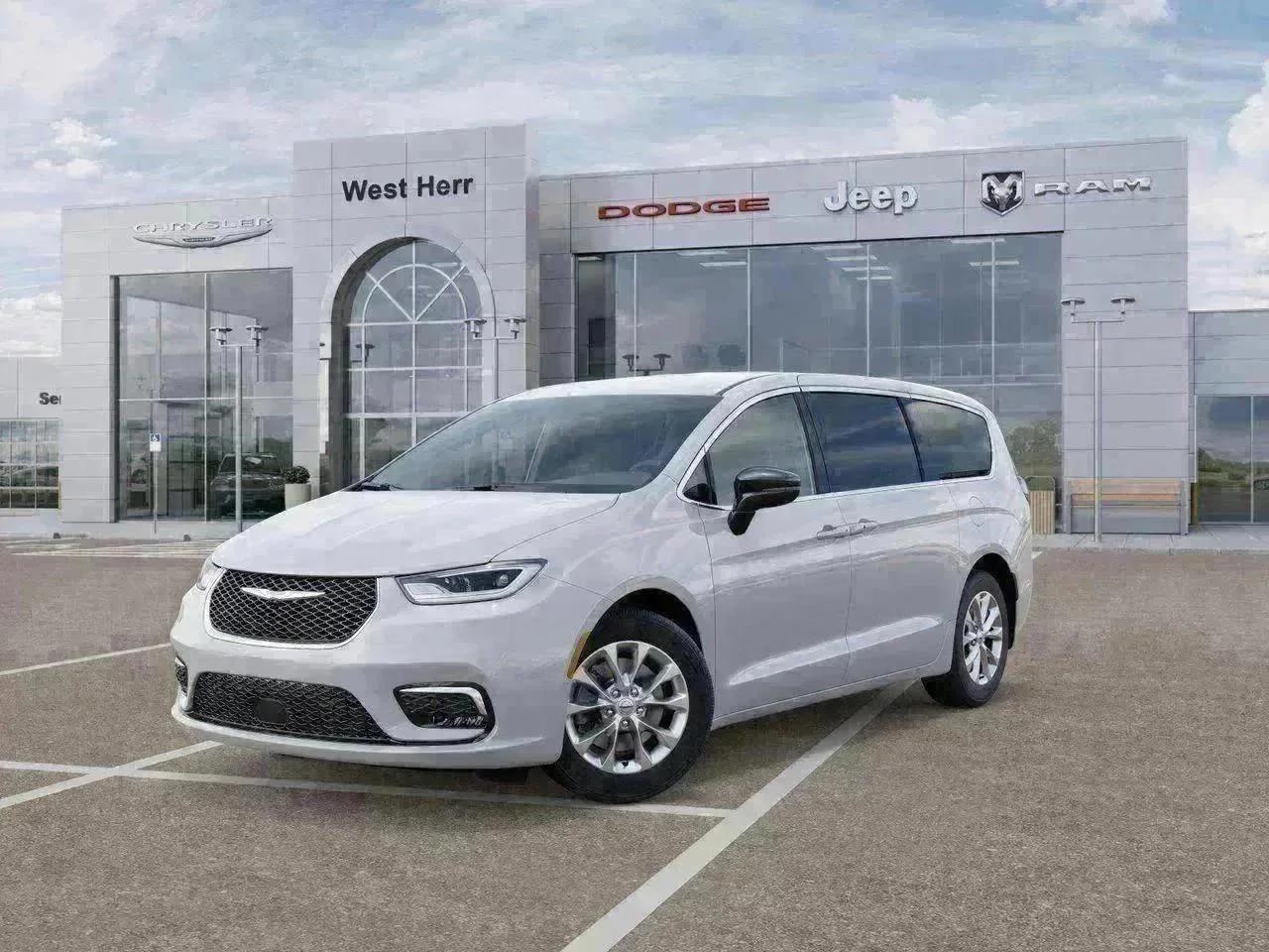 New 2026 Bright White Clear-Coat Exterior Paint Chrysler Select image 27