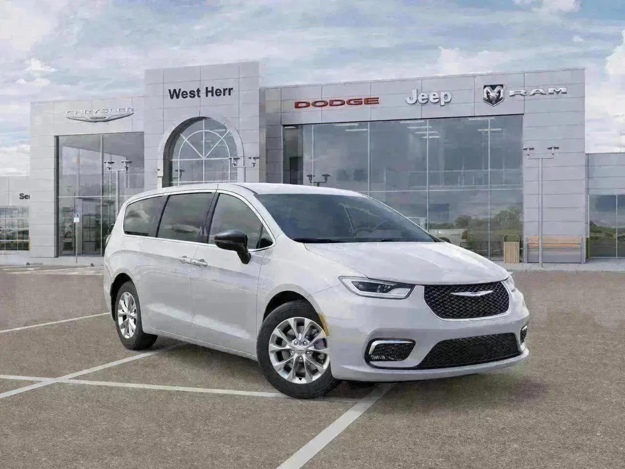 New 2026 Bright White Clear-Coat Exterior Paint Chrysler Select image 31