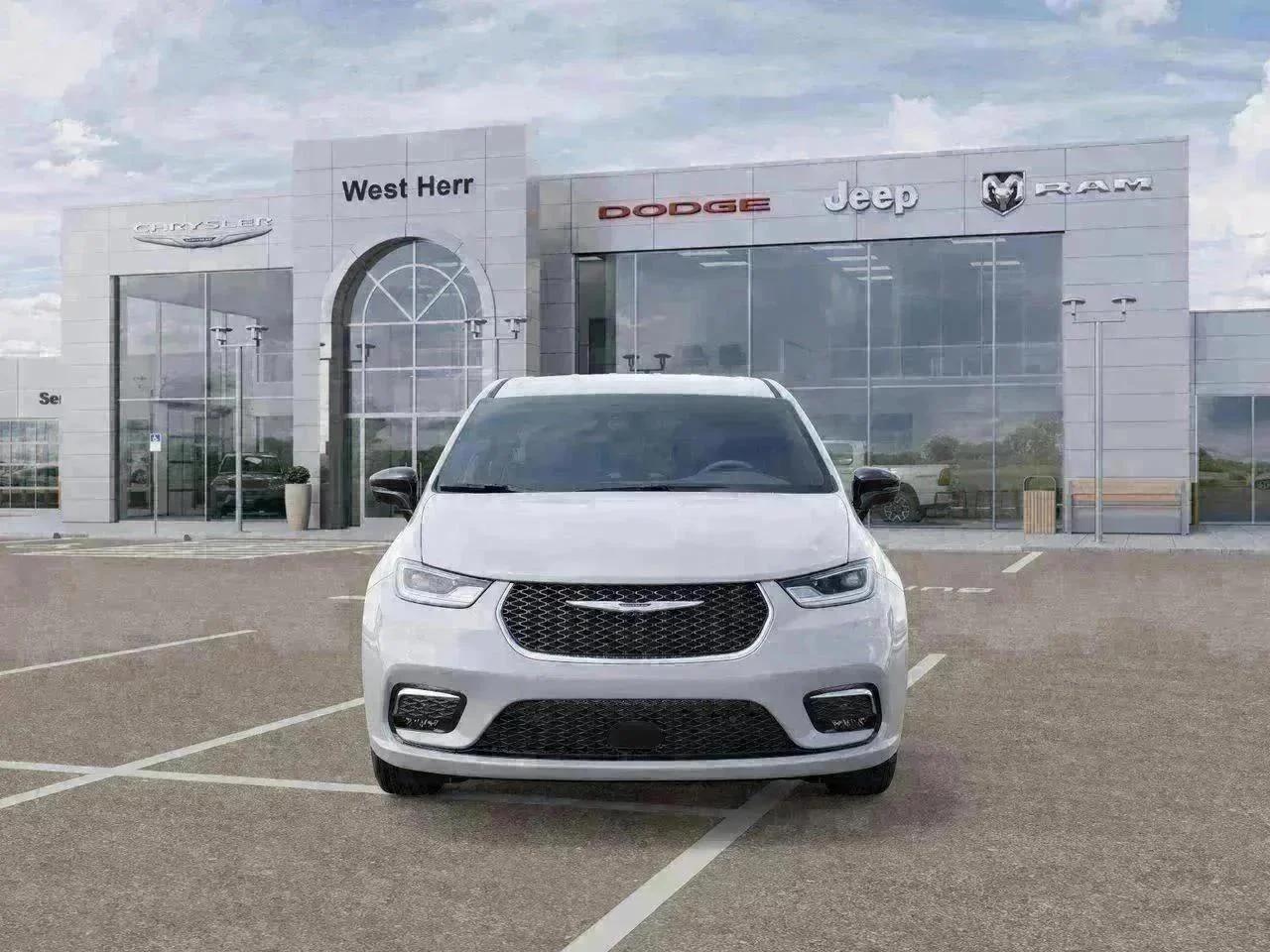 New 2026 Bright White Clear-Coat Exterior Paint Chrysler Select image 32