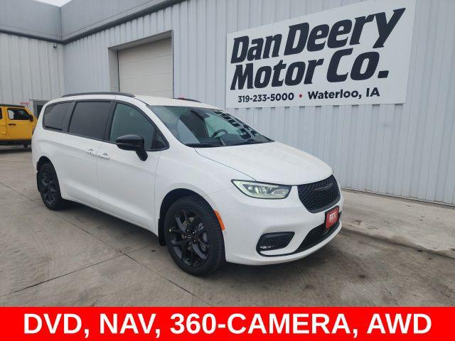 2026 Chrysler Pacifica PACIFICA SELECT AWD