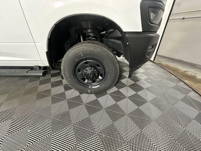2026 Ram 2500 Tradesman Crew Cab 4x4 8' Box