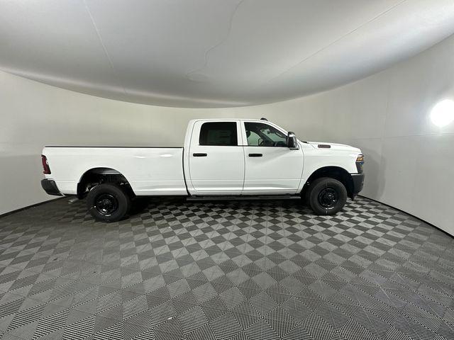 2026 Ram 2500 Tradesman Crew Cab 4x4 8' Box