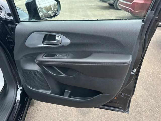 2026 Chrysler Pacifica Limited AWD