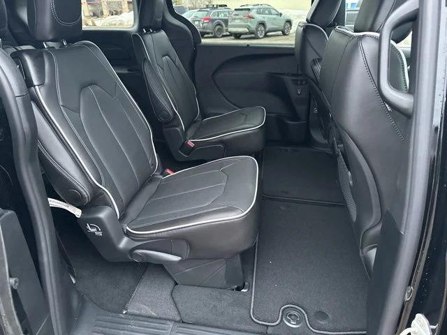 2026 Chrysler Pacifica Limited AWD