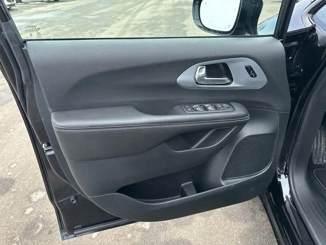 2026 Chrysler Pacifica Limited AWD